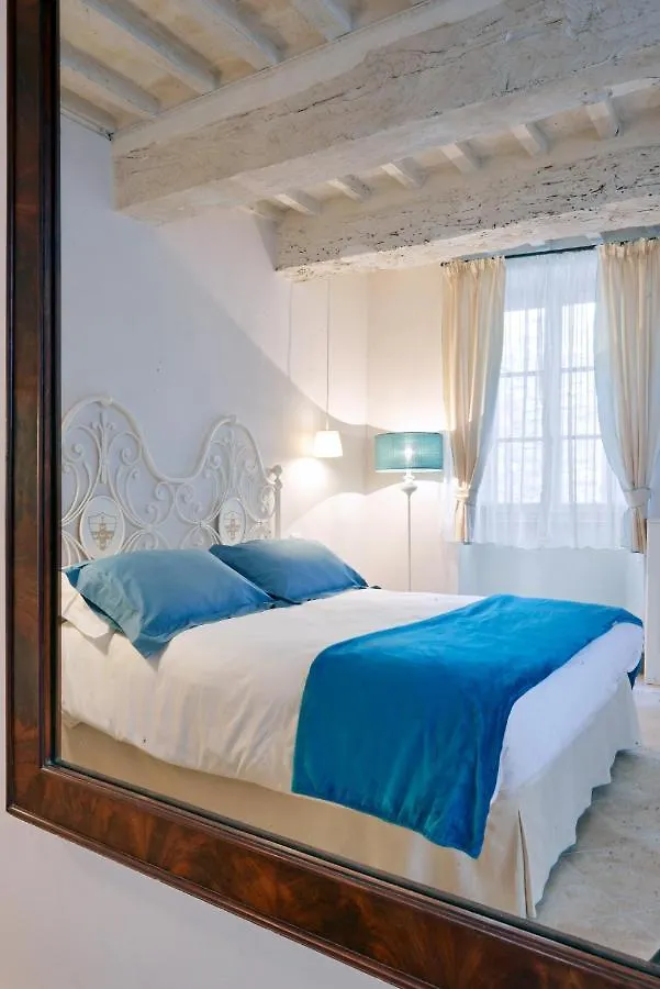 Palazzo Pio III - Residenza D'Epoca Bed & Breakfast Sarteano