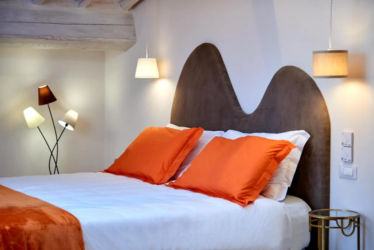 Palazzo Pio III - Residenza D'Epoca Bed & Breakfast Sarteano 0*,  Italy