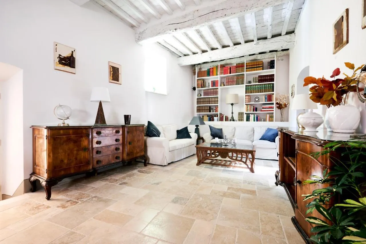 Palazzo Pio III - Residenza D'Epoca Bed & Breakfast Sarteano