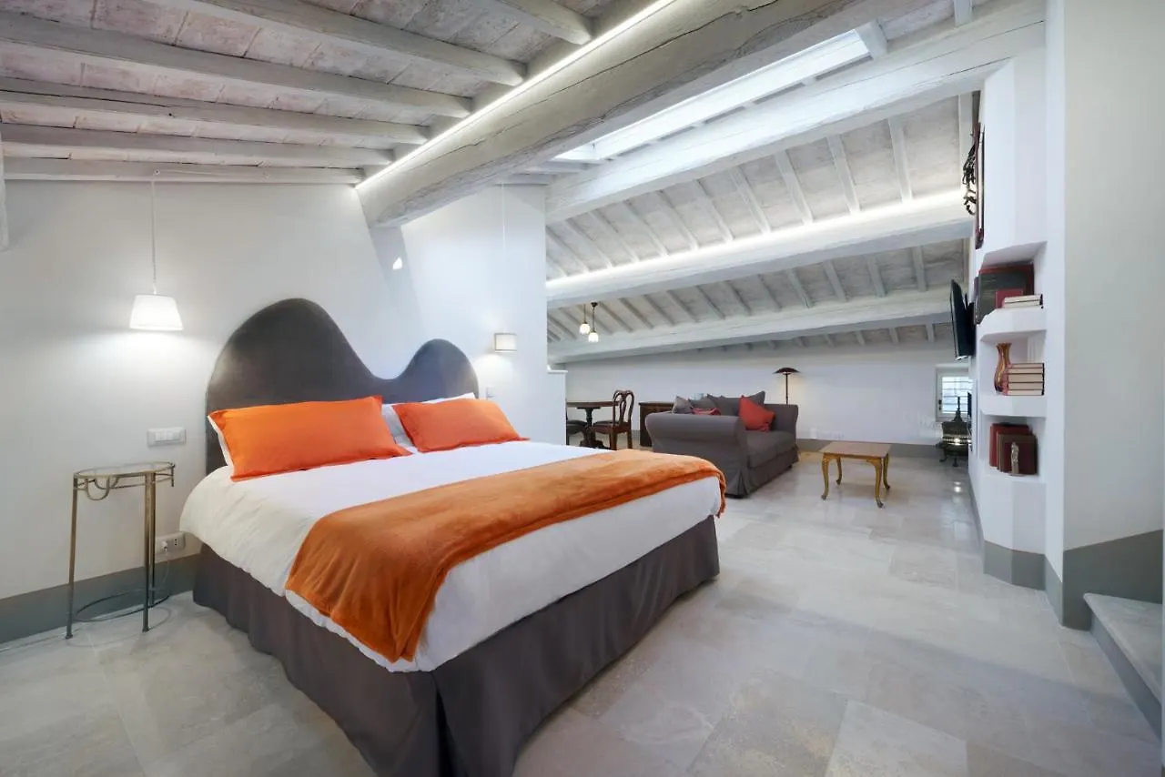 Palazzo Pio III - Residenza D'Epoca Bed & Breakfast Sarteano