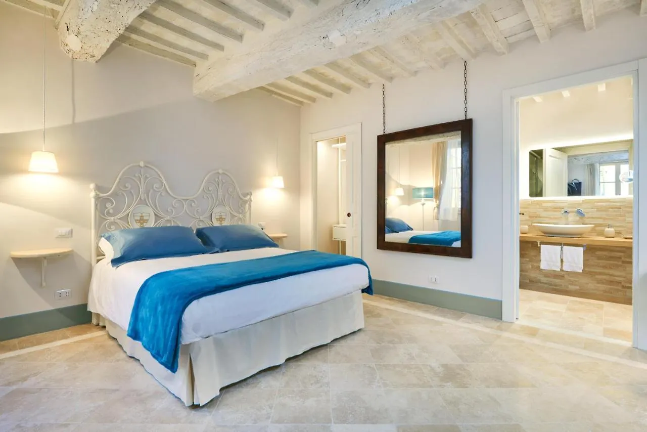 Palazzo Pio III - Residenza D'Epoca Bed & Breakfast Sarteano