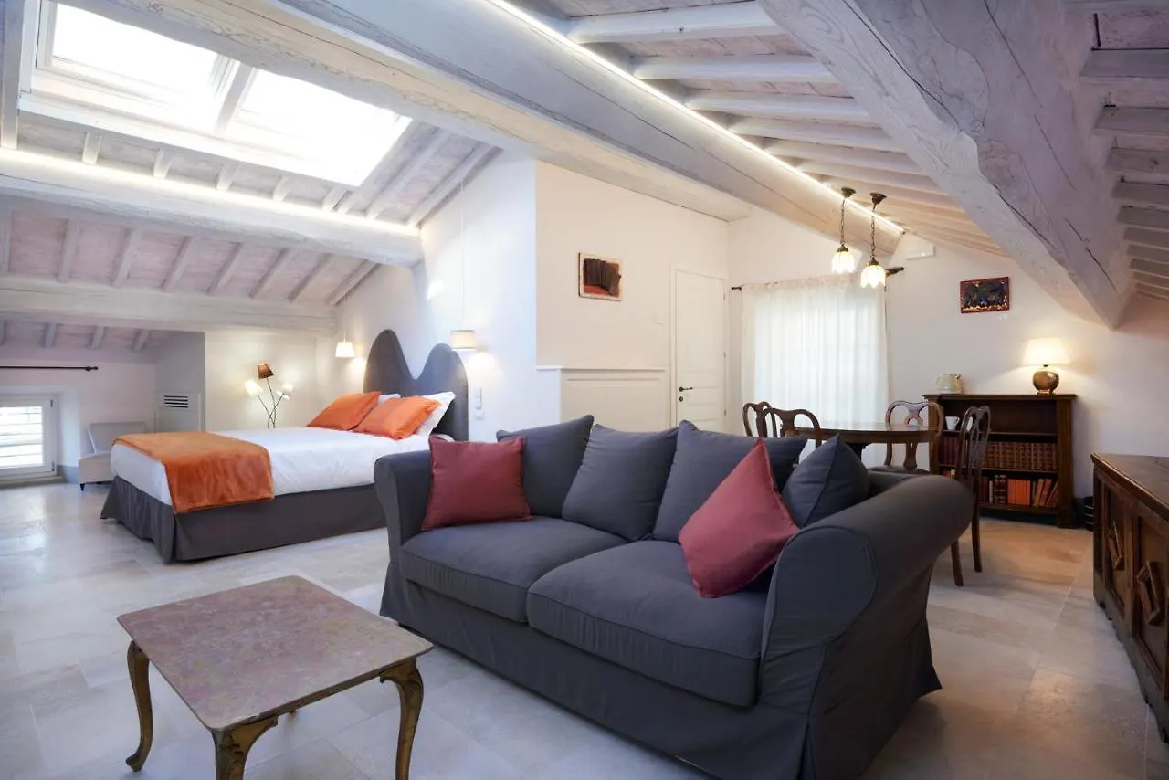 Palazzo Pio III - Residenza D'Epoca Bed & Breakfast Sarteano