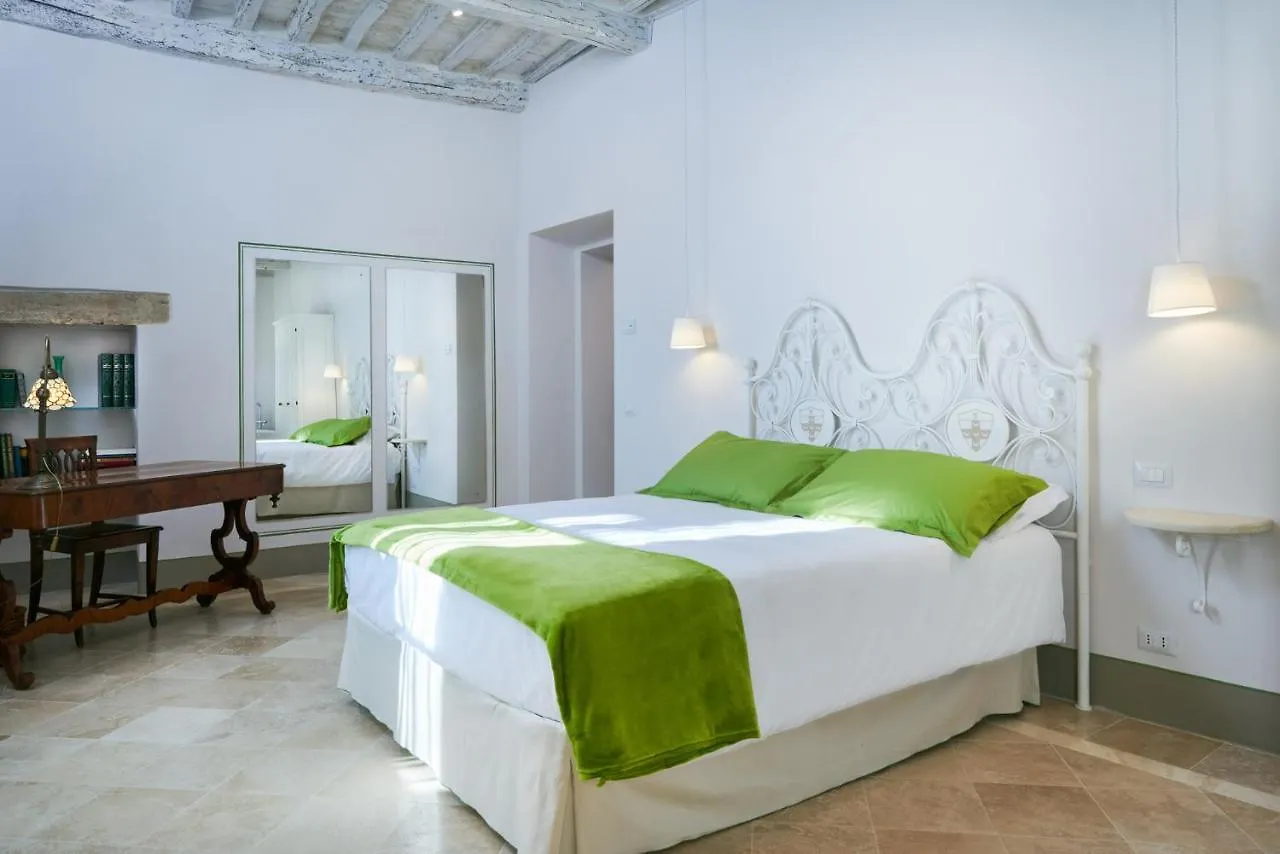 Palazzo Pio III - Residenza D'Epoca Bed & Breakfast Sarteano