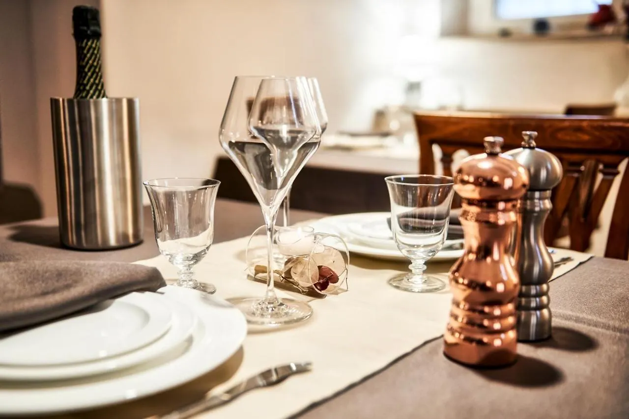 Palazzo Pio III - Residenza D'Epoca Bed & Breakfast Sarteano 0*,  Italy