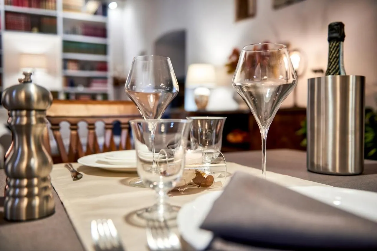 Palazzo Pio III - Residenza D'Epoca Bed & Breakfast Sarteano Italy