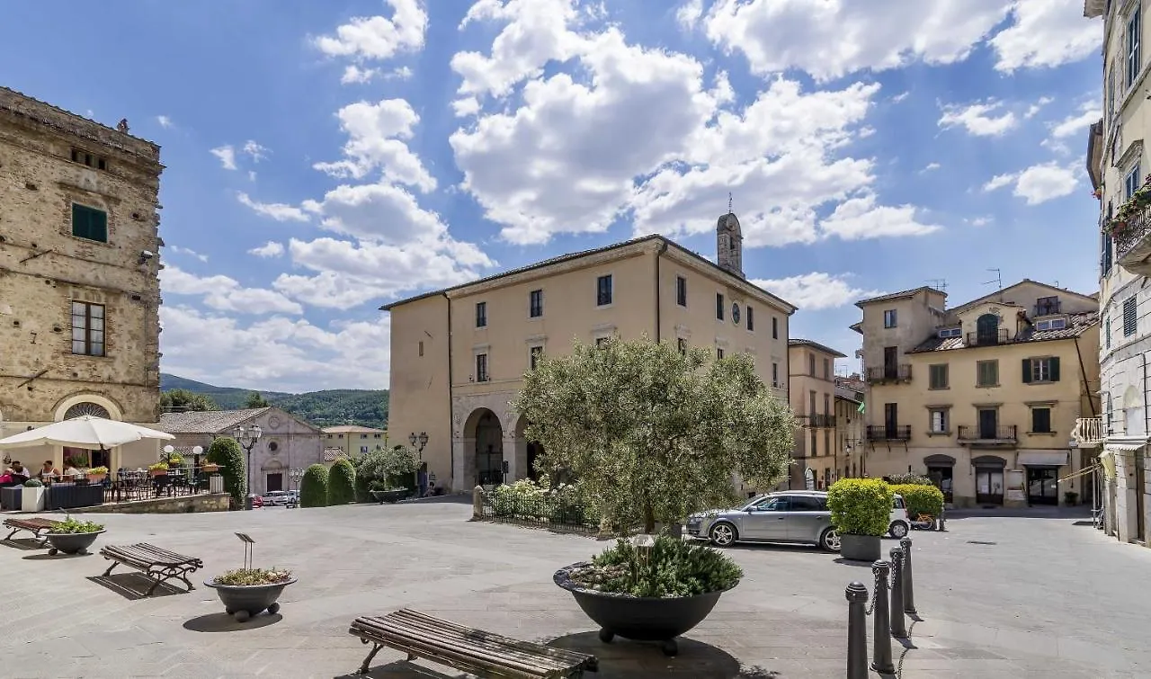 Palazzo Pio III - Residenza D'Epoca Bed & Breakfast Sarteano